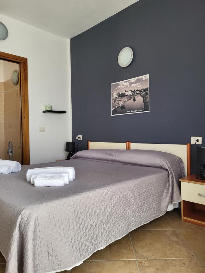White Sand Affittacamere La Caletta Exterior photo